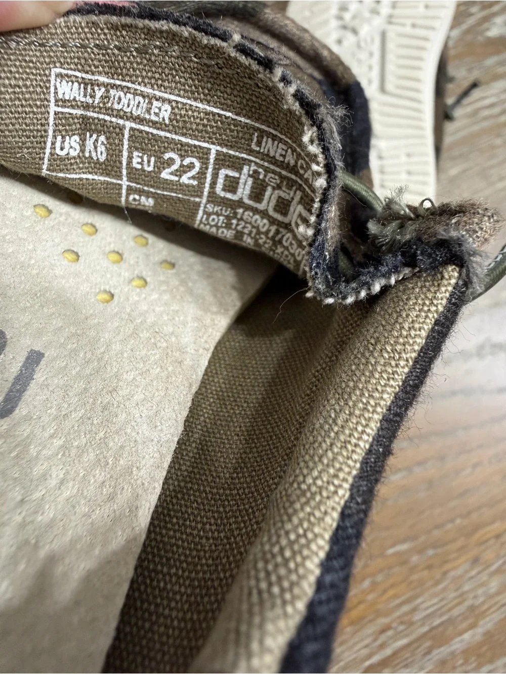 Hey Dude Wally Linen Shoes (Size 6T)